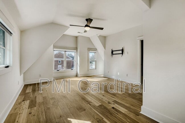 Building Photo - 3121 Colyer Pl