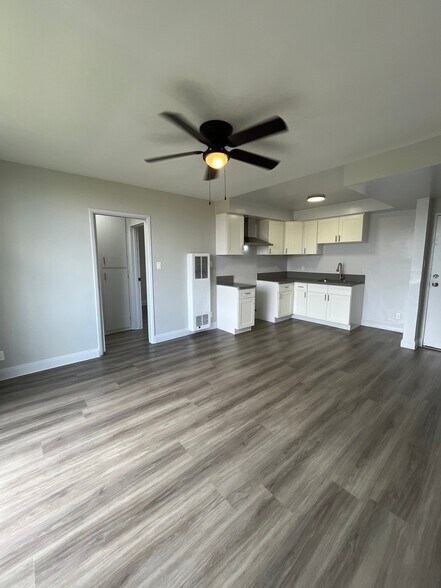 Building Photo - 3800 W 27th St