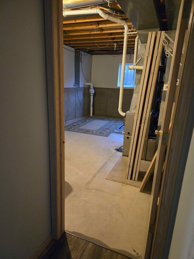 Building Photo - 2623 Edgewood Ln