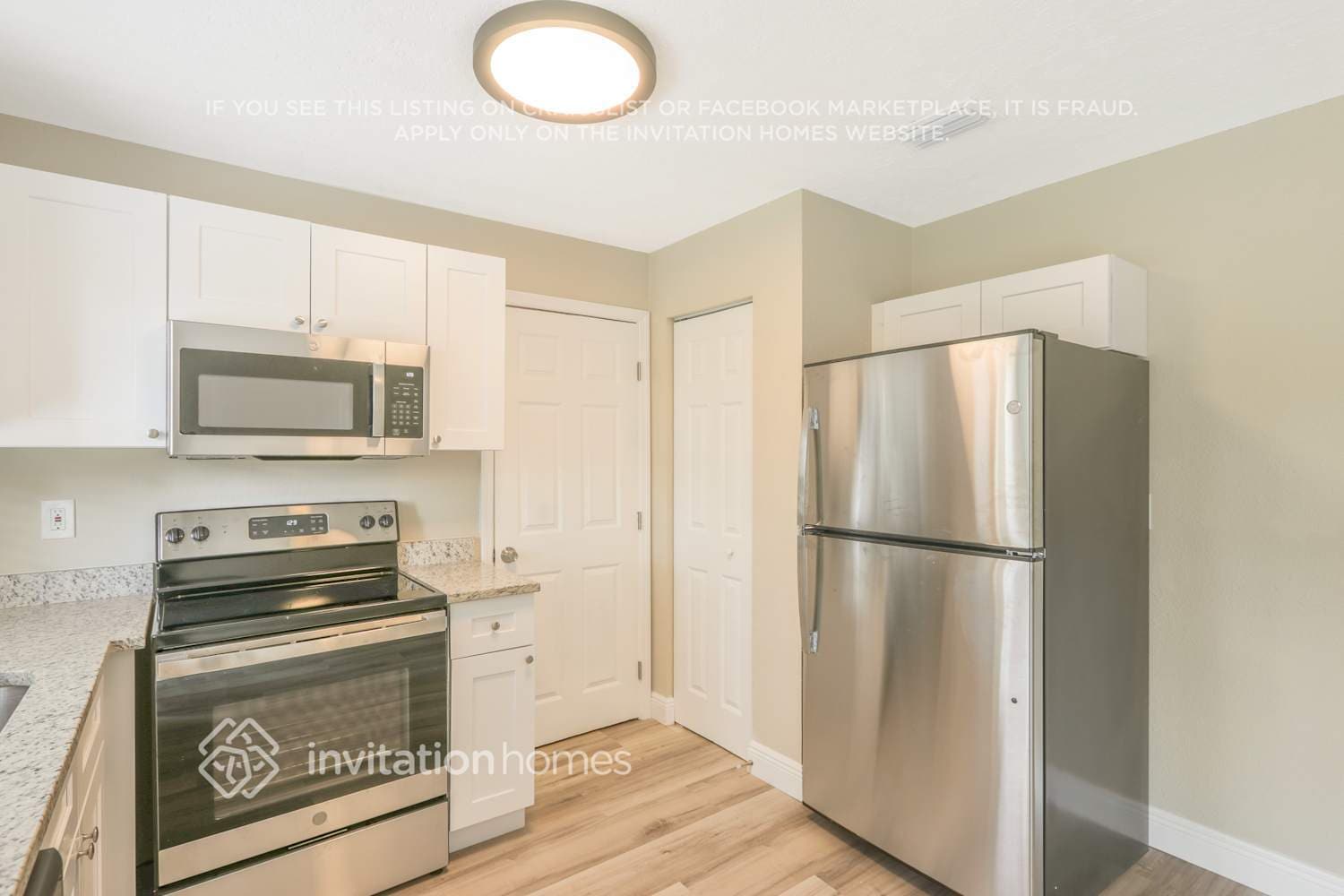 Building Photo - 3205 Lancaster Ln