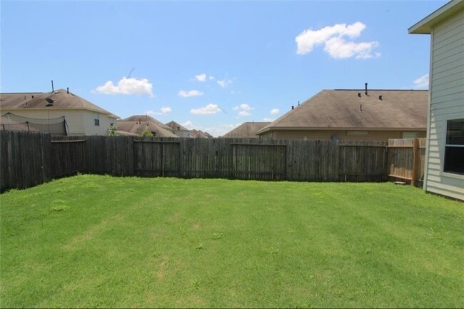 Building Photo - 6014 Brenwood Trails Ln