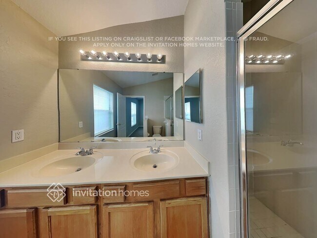 Building Photo - 845 Birkdale St