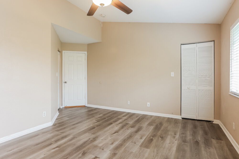 Building Photo - 8984 NW 38th Dr