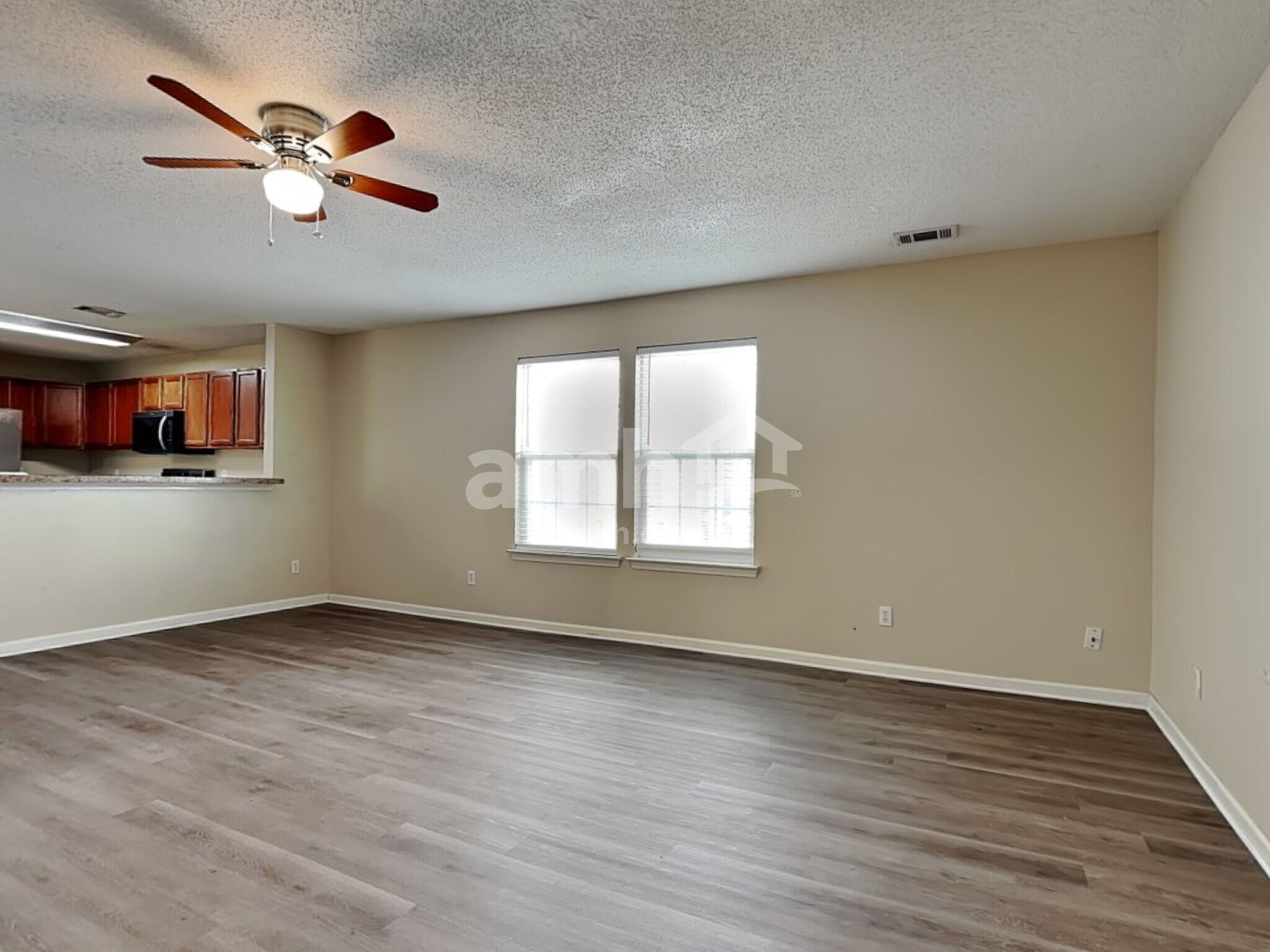 Building Photo - 7 Holly Springs Cir