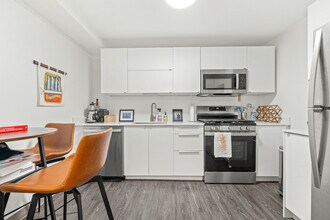 Building Photo - 8 Darling St