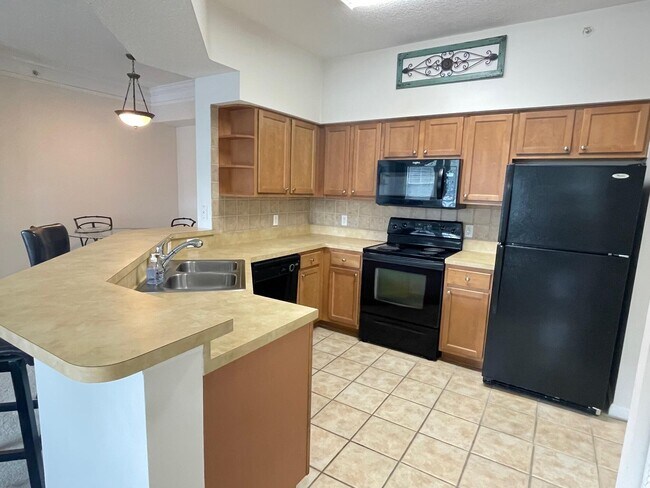 Building Photo - 9849 Baywinds Blvd