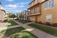 Building Photo - 3636 E Edna Dr