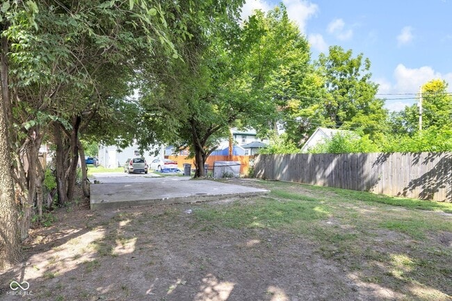 Building Photo - 3160 Graceland Ave