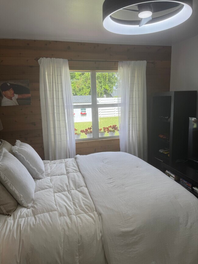 Building Photo - 14901 SW 144th Terrace