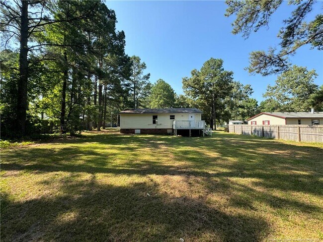 Building Photo - 511 Inverary Dr