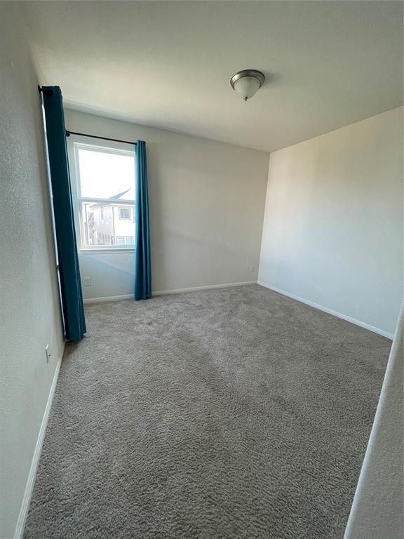 Building Photo - 142 Simon