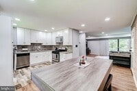 Building Photo - 6012 Westchester Dr