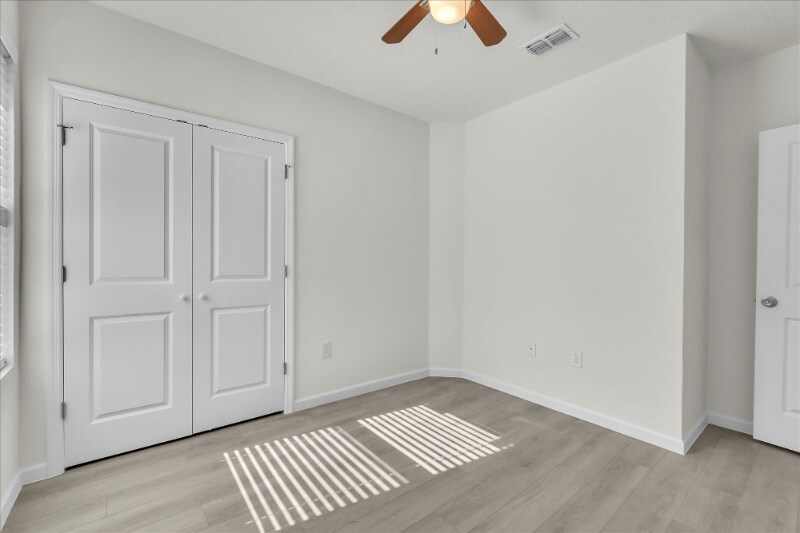 Building Photo - 652 Kensington St