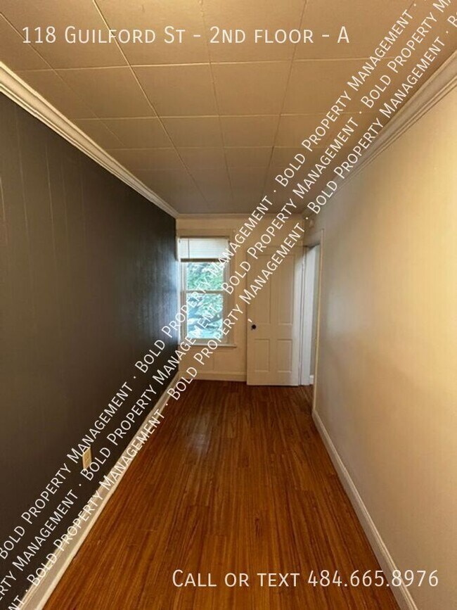 Building Photo - 118 Guilford St