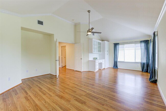 Building Photo - 2338 Plantation Bend Dr