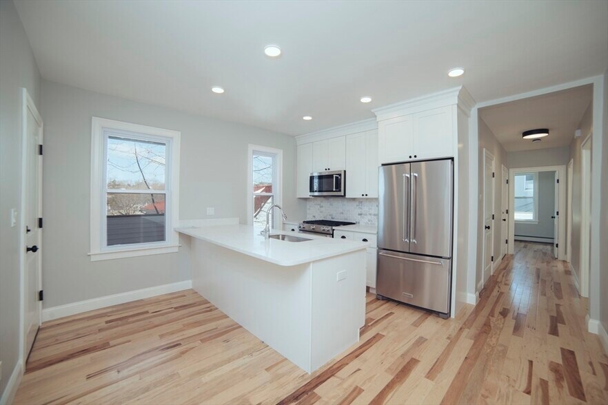 Building Photo - 14 Duffley Ct