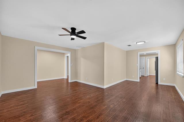 Building Photo - 2816 Pinehurst Dr