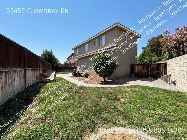 Building Photo - 39659 Chambray Dr