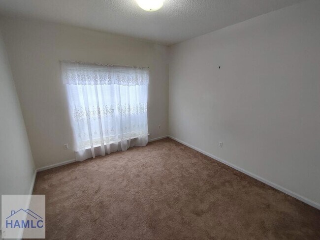 Building Photo - 801 Hopeton Ct