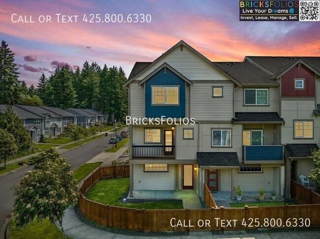 Building Photo - Discover Your Dream Townhome in Olympia - ...