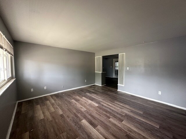 Building Photo - 1812 Pickering Dr