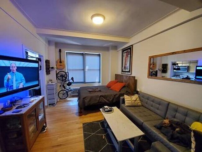 Primary Photo - Second Avenue | Pet-Friendly Studio in the...