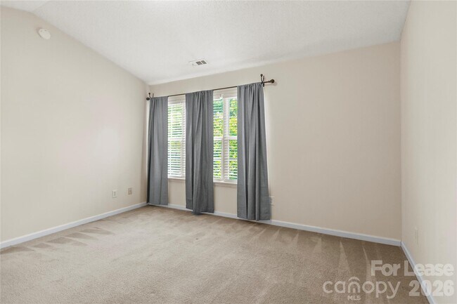 Building Photo - 148 Mangum Cir