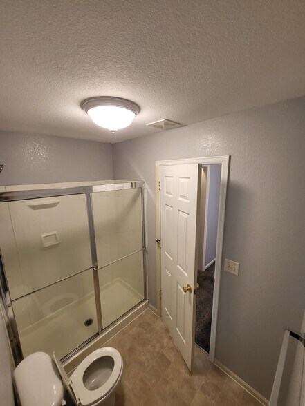 Building Photo - 2704 Breckenridge PL