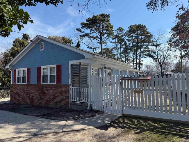 Building Photo - 230 Bethel Rd