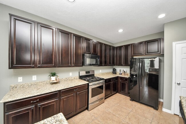 Building Photo - 1601 Bel Riposo Ln