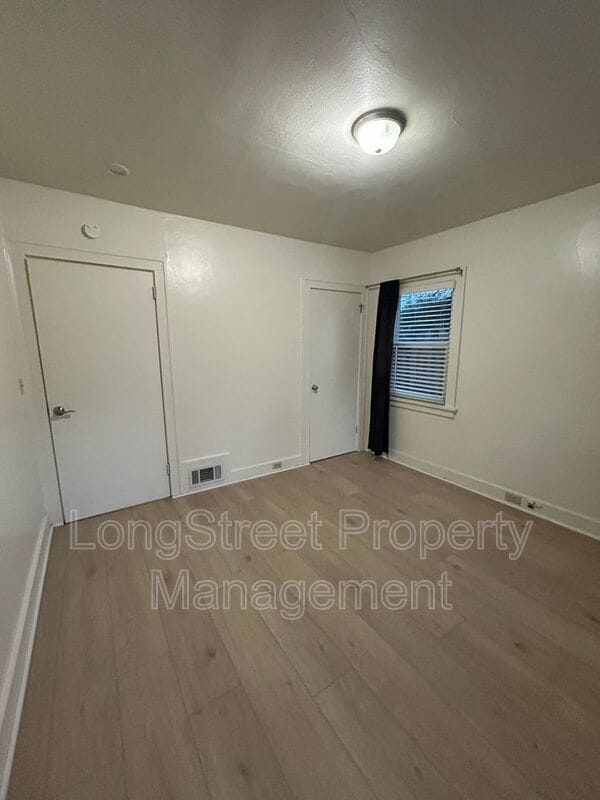 Building Photo - 11380 SW Greenburg Rd