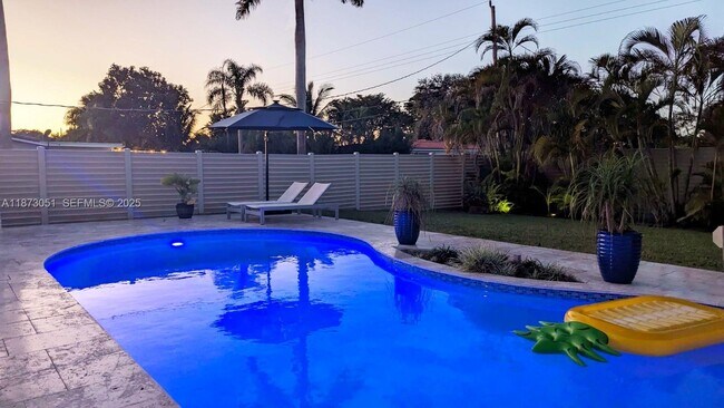 Building Photo - 4027 Pierce St