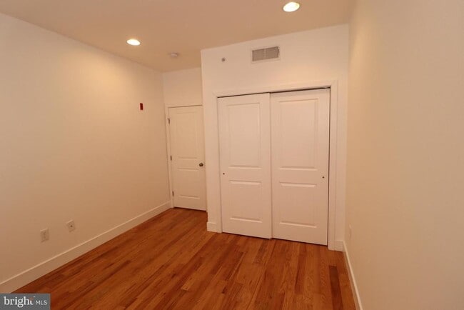 Building Photo - 1211 N Franklin St