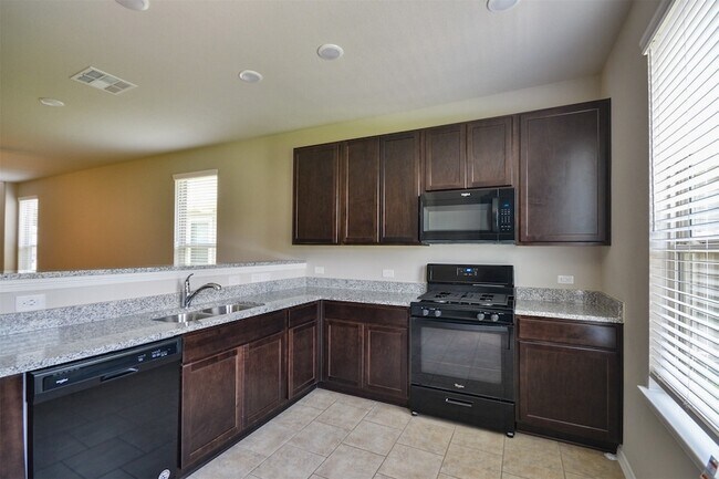 Building Photo - 24810 Winema Wds Ln