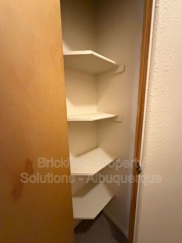 Building Photo - 1612 3rd St SW