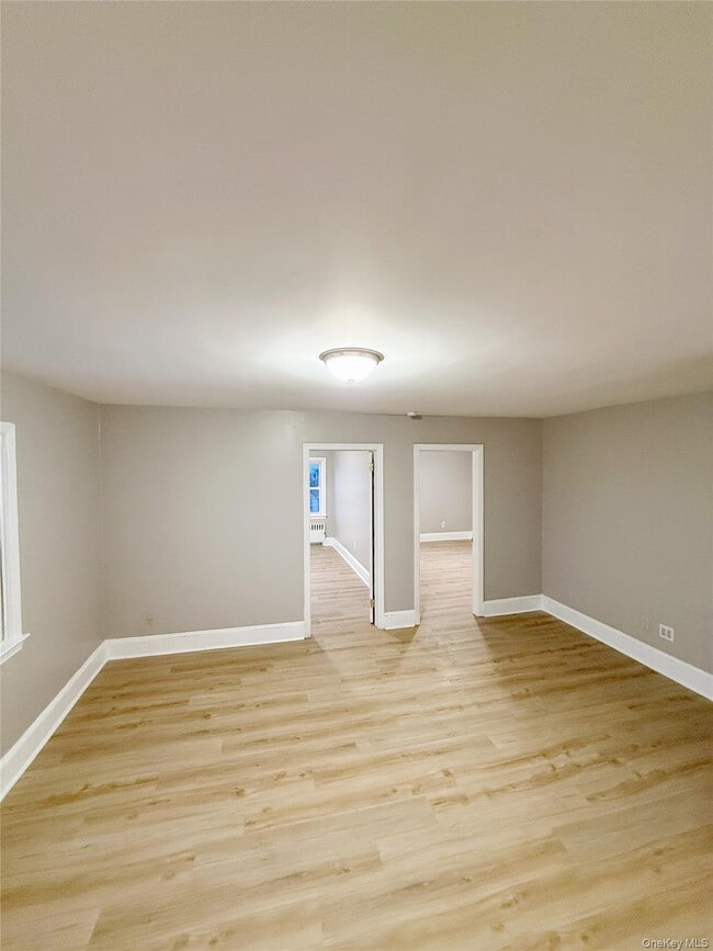 Building Photo - 16 Amackassin Terrace