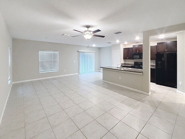Building Photo - 7012 Samuel Ivy Dr