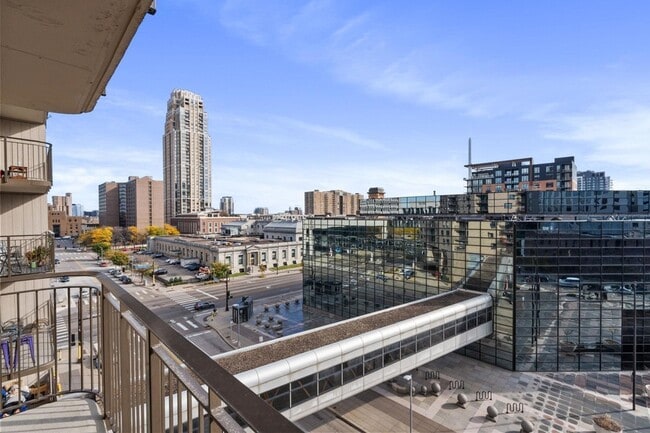 Building Photo - 121 Washington Ave S