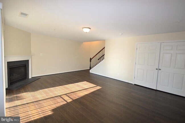 Building Photo - 24646 Jackalope Terrace