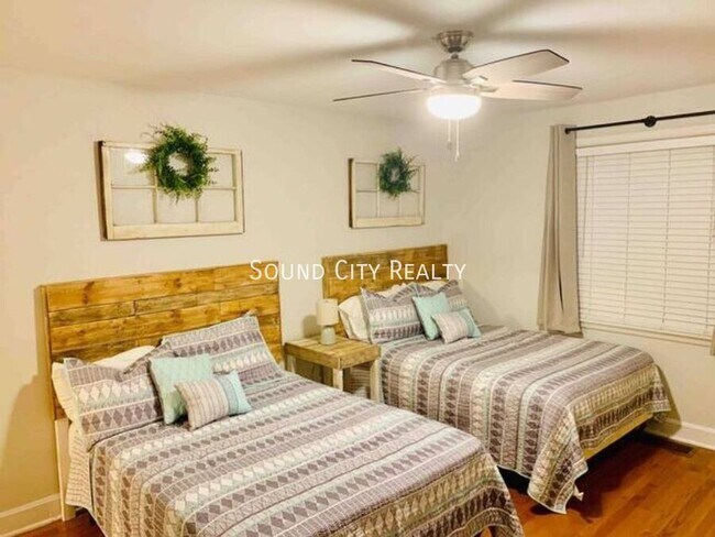 Building Photo - 103 Cherokee Rd