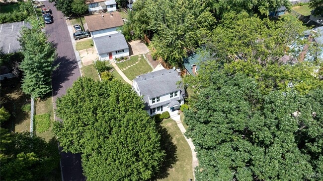 Building Photo - 7525 Suffolk Ave