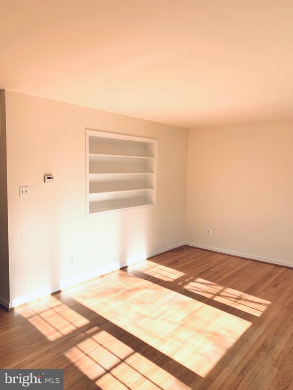 Building Photo - 1557 Dunterry Pl