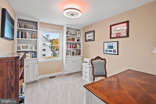 Building Photo - 5944 Wescott Hills Way