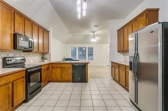 Building Photo - 2661 Calmwater Dr