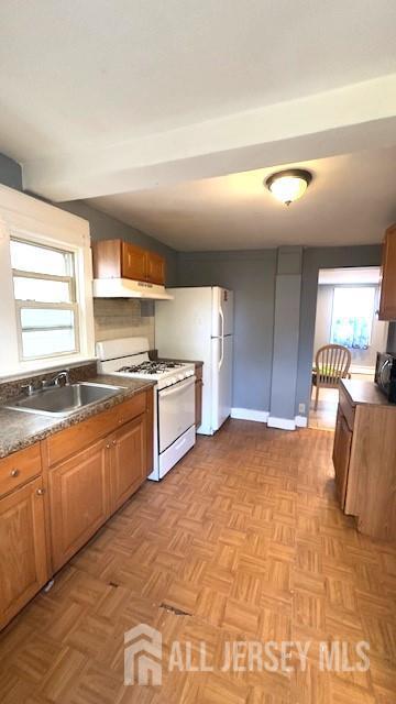 Building Photo - 47 Richardson St