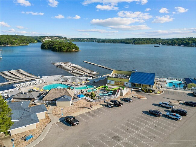 Building Photo - 415 Staniel Cay Dr