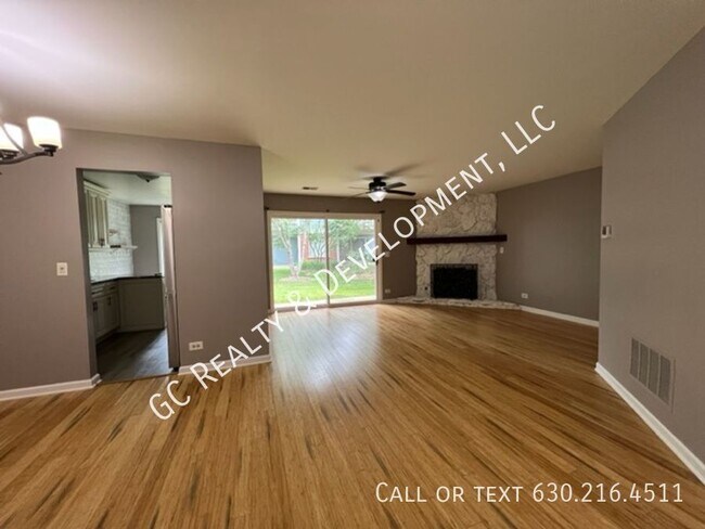 Building Photo - 2442 Charleston Dr