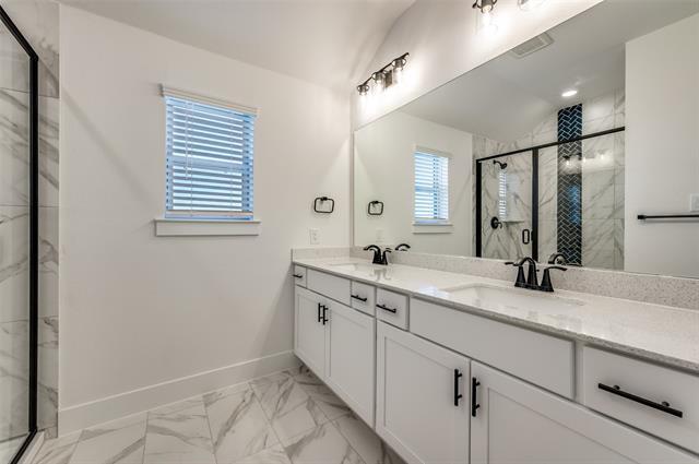 Building Photo - 4409 Cave Spgs St