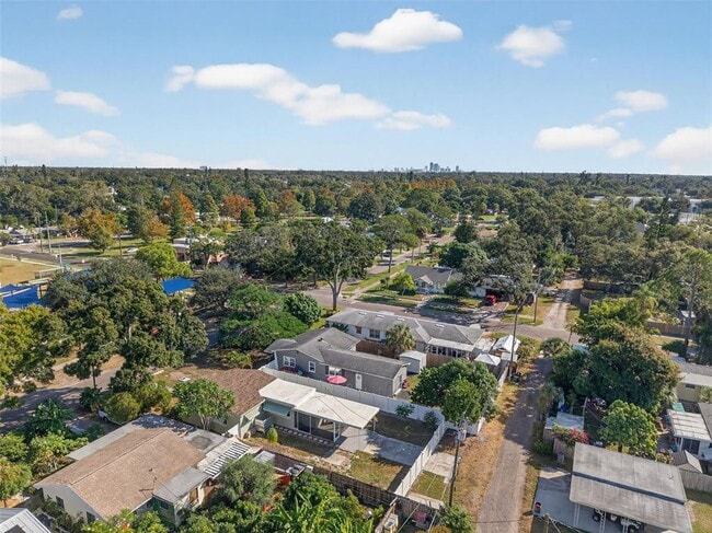 Building Photo - 5410 19th Ave S