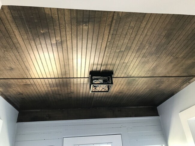 Building Photo - 1001 S 8th St